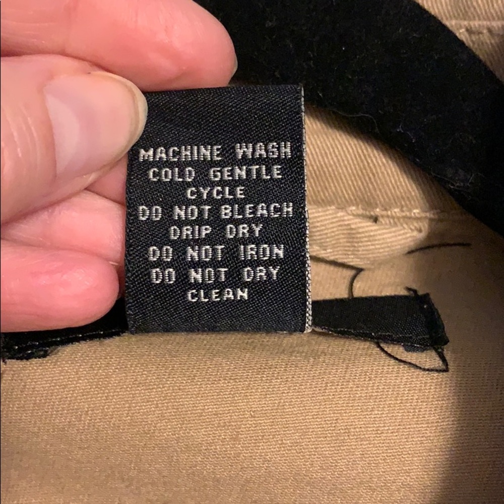 Edgy looking Jacket - Picture 3 of 3